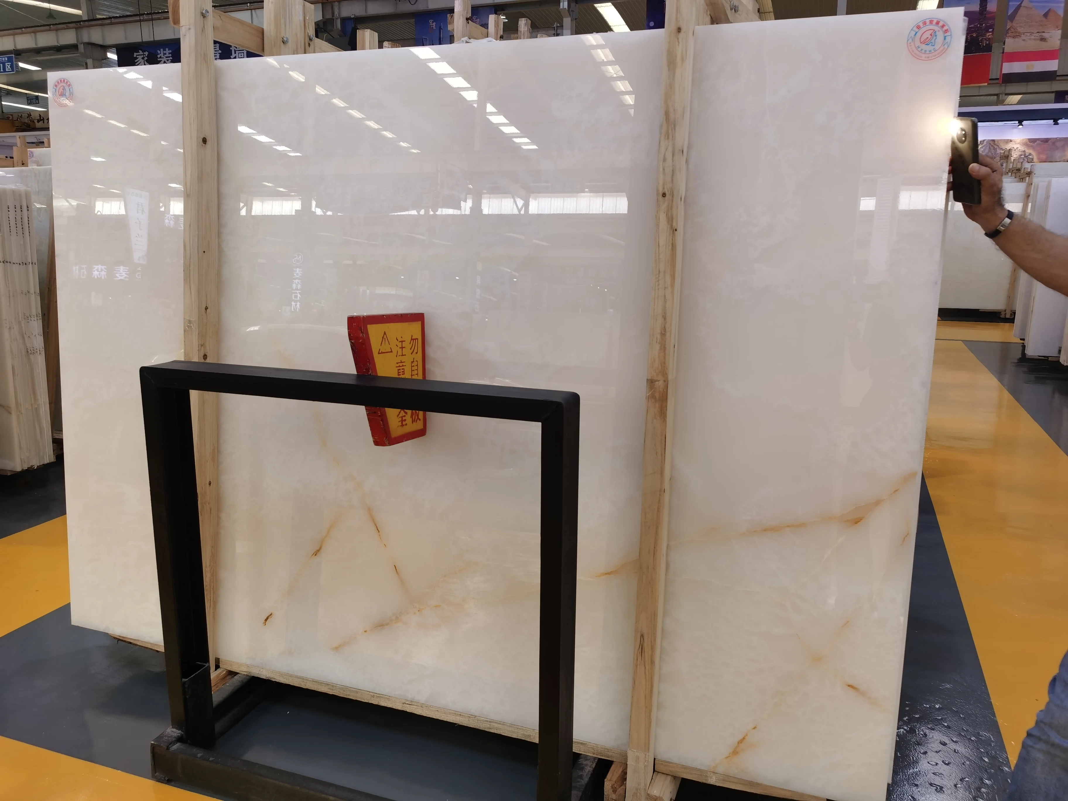 Hot Selling Afghan White Onyx Natural Onyx For Wall Panel