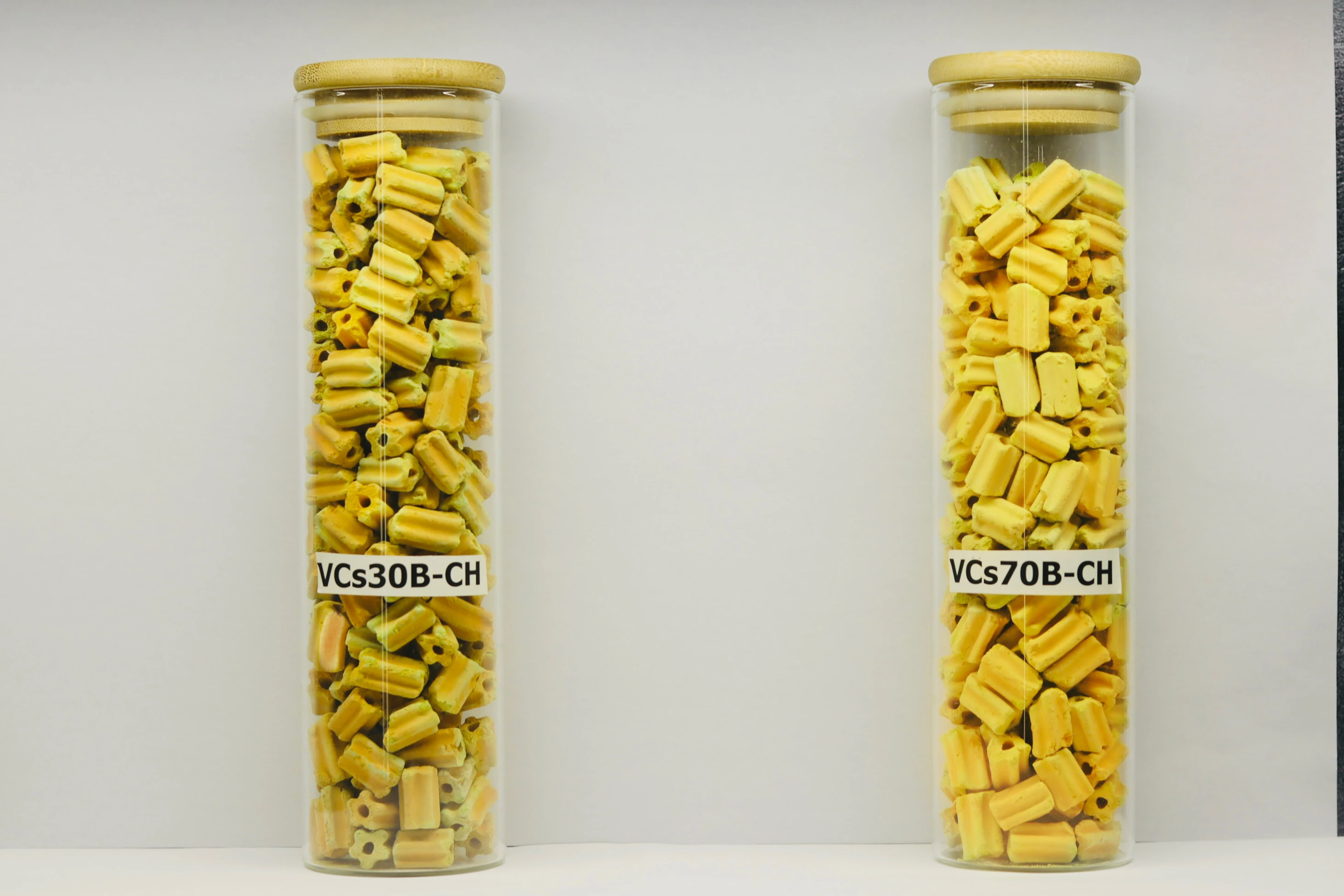 Sell Low Temperature Type high efficiency Sulfuric Acid production reforming Oxidization Catalyst Catalyst Case