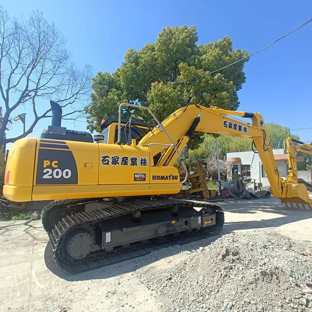Лидер продаж японские оригинальные Гусеничные экскаваторы Komatsu PC200-8 Строительная Инженерная техника Подержанные