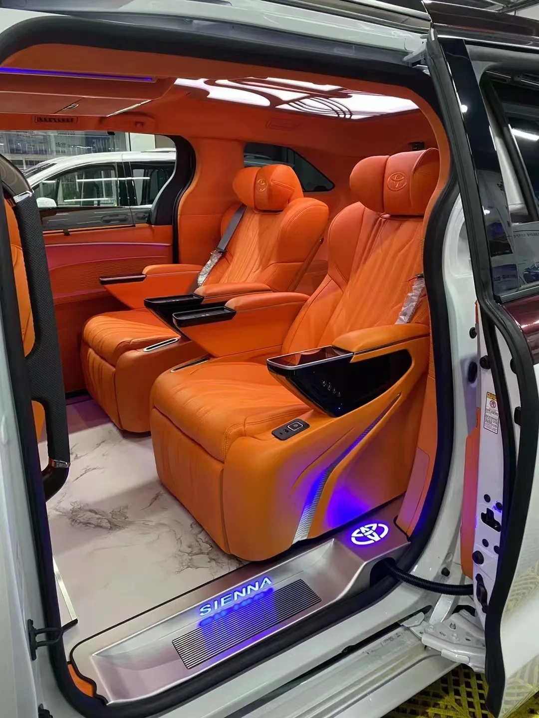 Custom SUV Car Interior Benz V260 Conversion Rear Seat Kit Luxury Leather Rear Seat for Benz