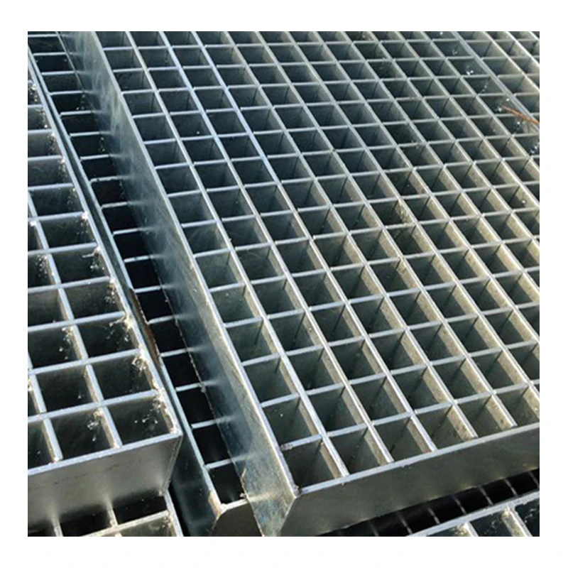 Дренажная стальная решетка