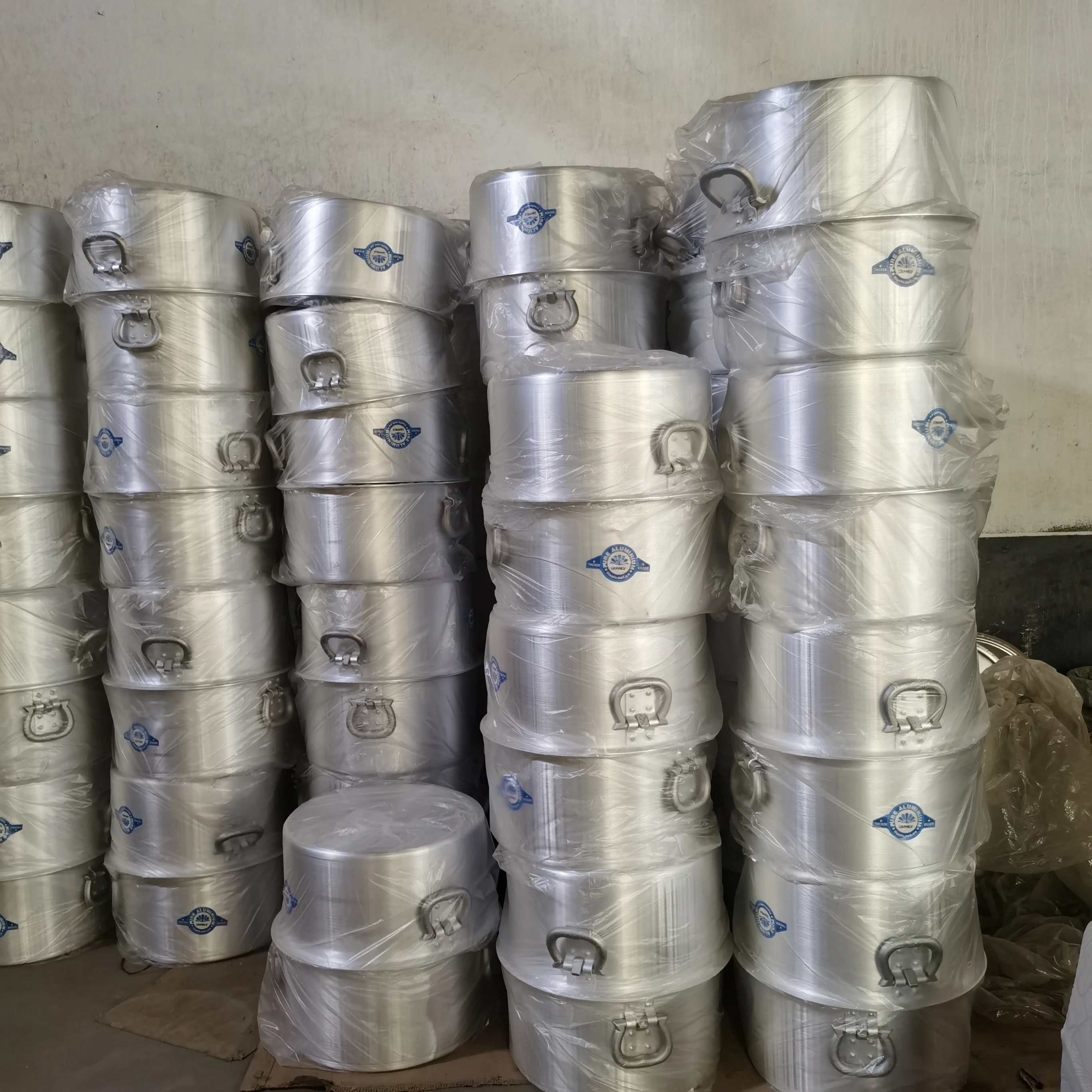 High Quality Aluminum Pot Set Commercial Cooking Stock Pot Multifunctional Aluminum Pot Set