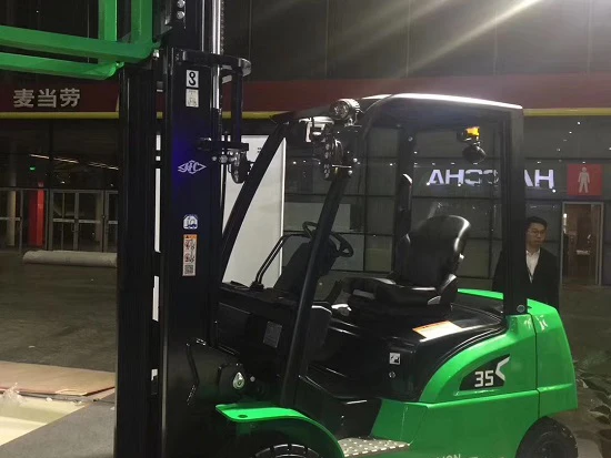 Professional Design CPD30-XC 3 Ton Mini Forklift with 600mm Load Center