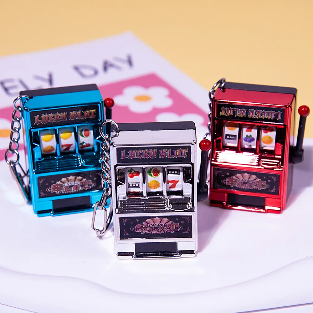 Cheap Game Winning Best Friend Gift Toy Key Holder Coin Games Console Creative Slot Retro Mini Fruit Machine Keychain