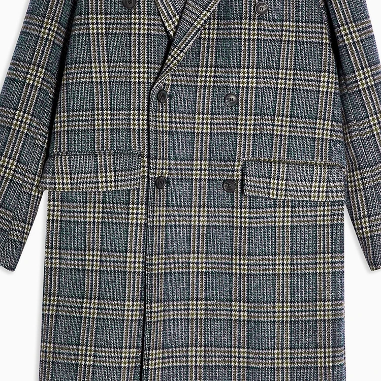 2020 Winter new lapels double-row buttons switch to flip pocket long checkered coat men.