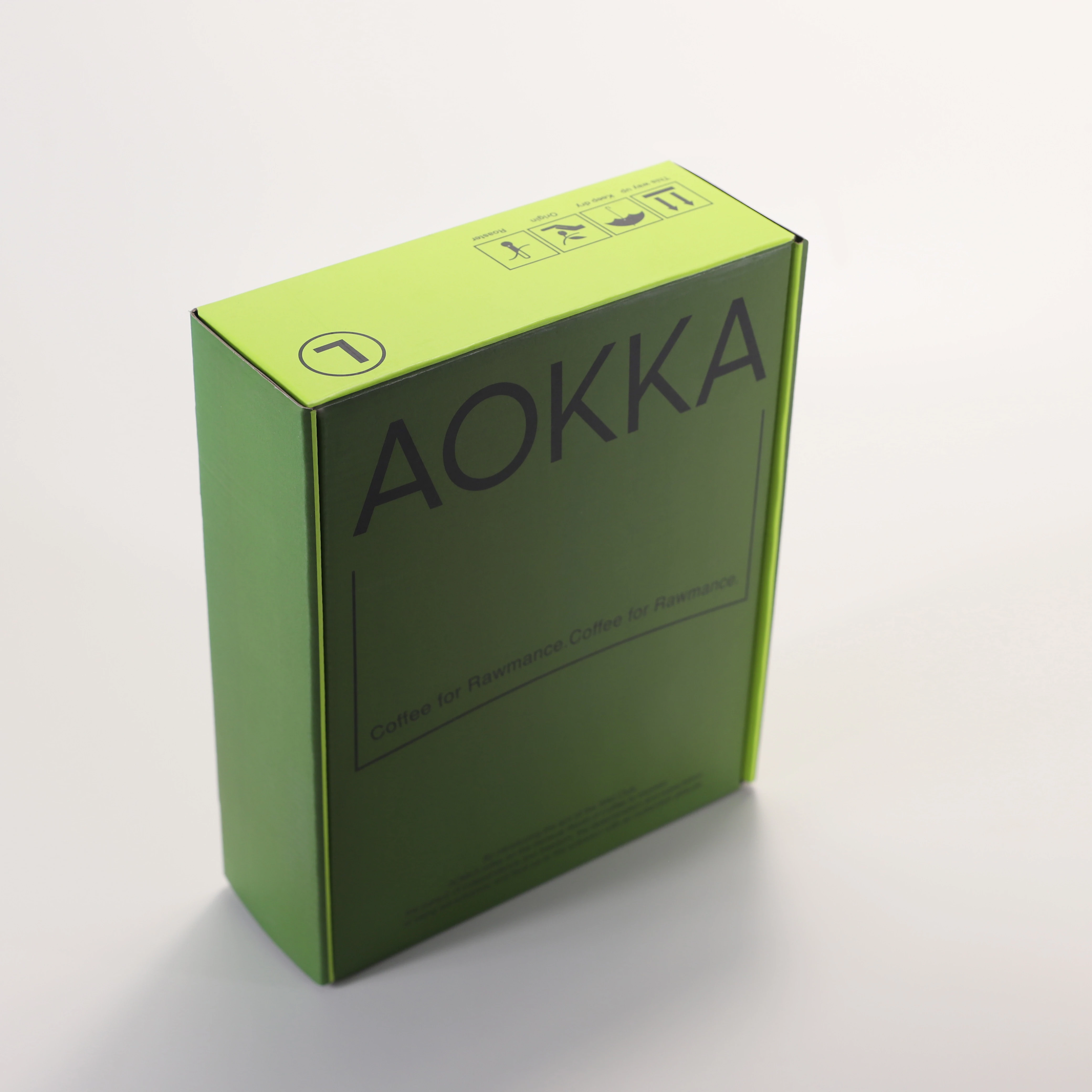 Customized small qty order corrugated Mailer Box  with Sustainable  Eco Friendly material sustainable packaging manufacturer