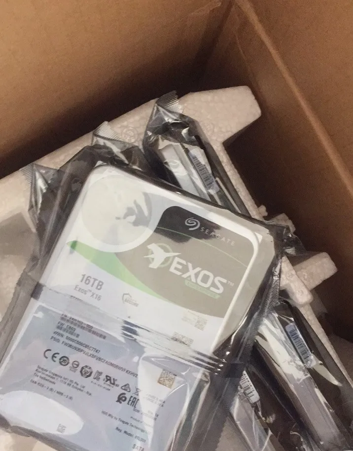 ST18000NM000J Seagate 18 ТБ Exos X18 7200 об/мин SATA 6 ГБ/сек. 256 Мб кэш-память 3 5-дюйма предприятие с жестким диском
