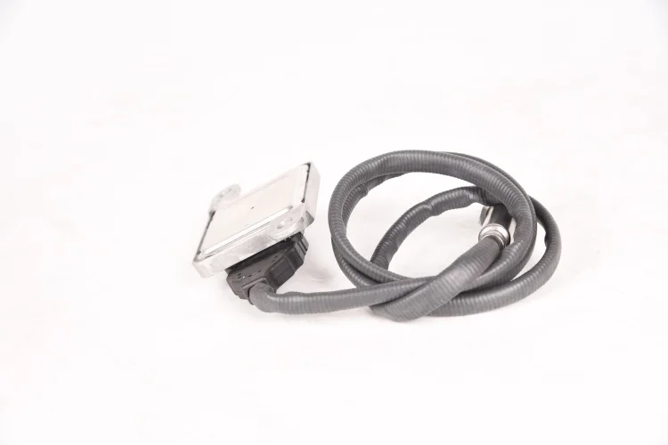 Car engine parts  12V nitrogen oxygen sensor FOR CUMMINS TRUCK 2894943/A034X849RX 5WK96672A