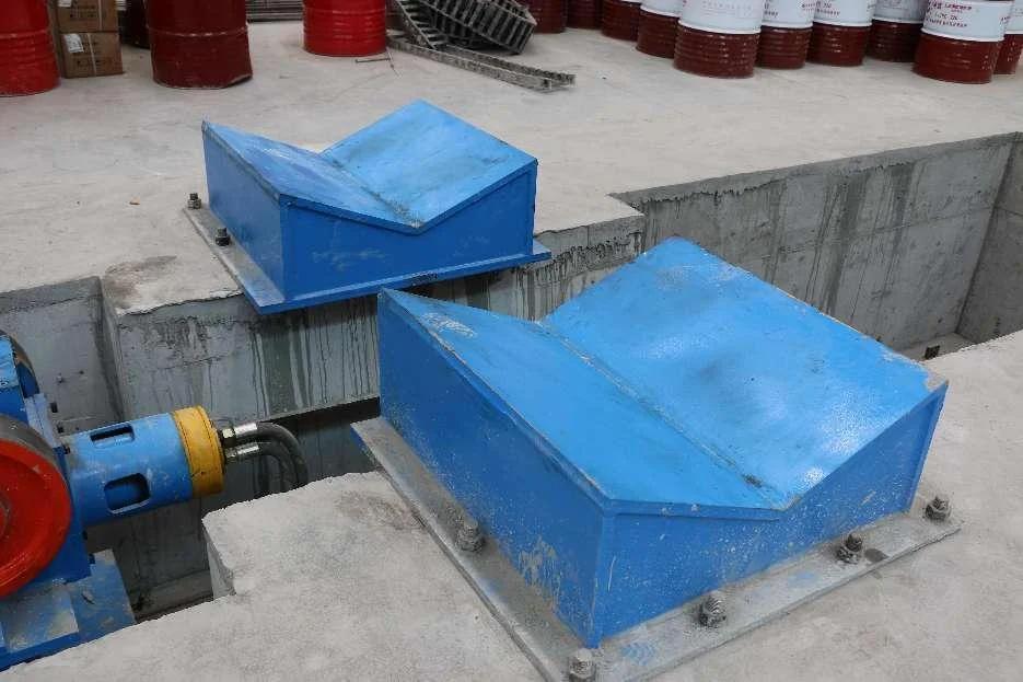 Double Conenhead uncoiler with Coil Loading Car & Coil Saddle& Coil Peeler Mill Entry of Tube Mill