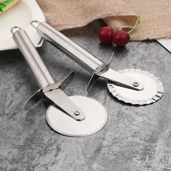 Easy To Clean Dishwasher Safe Super Sharp Pasta Slicer Stainless Steel Pizza Cutter With Slip Resistant Handle