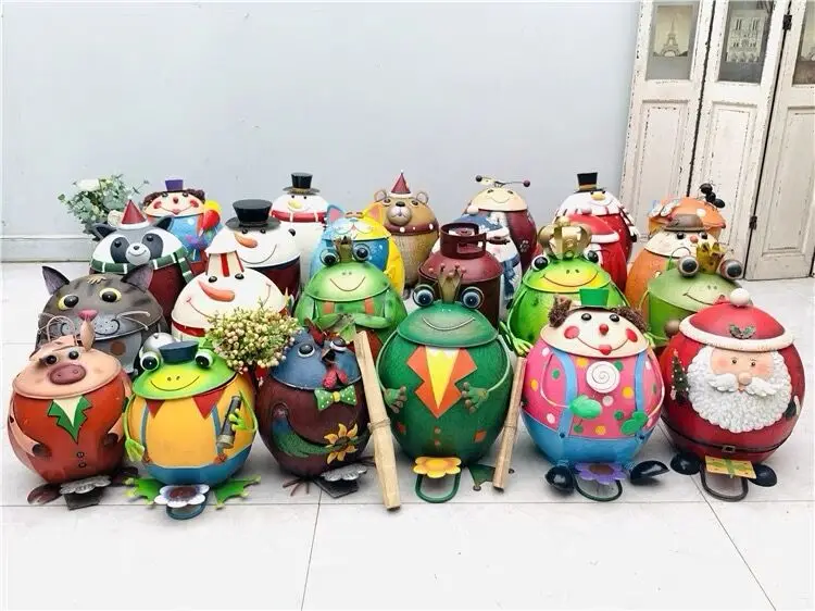 Wholesale Creative Cute Animal Metal Trash Can Foot Pedal Waste Bin for Outdoor Storage for Garden Decoration Iron Material