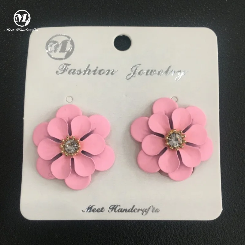New Fashion Flowers Petal Pearl Clip Earrings Summer Colorful Flowers Earrings for Women
