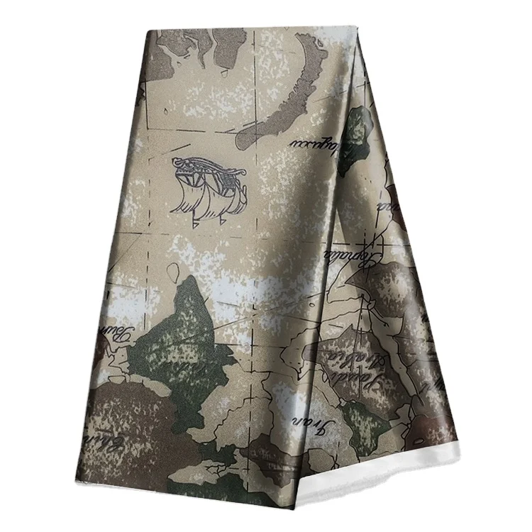 
High quality 100% polyester print fabric 90g for garment dress bag lining and widely use 