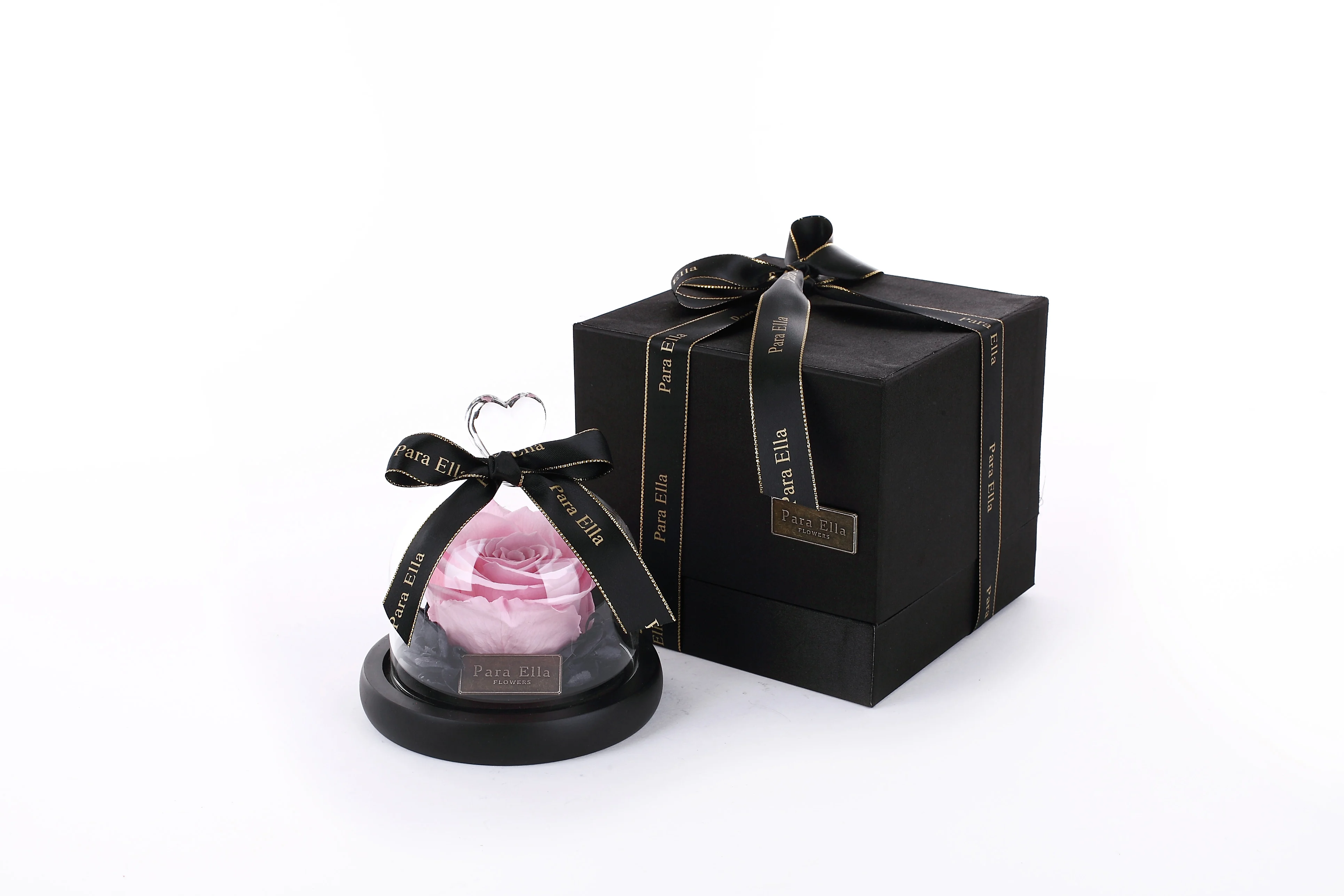 Wholesale beautiful color Heart shape preserved red roses in Glass dome