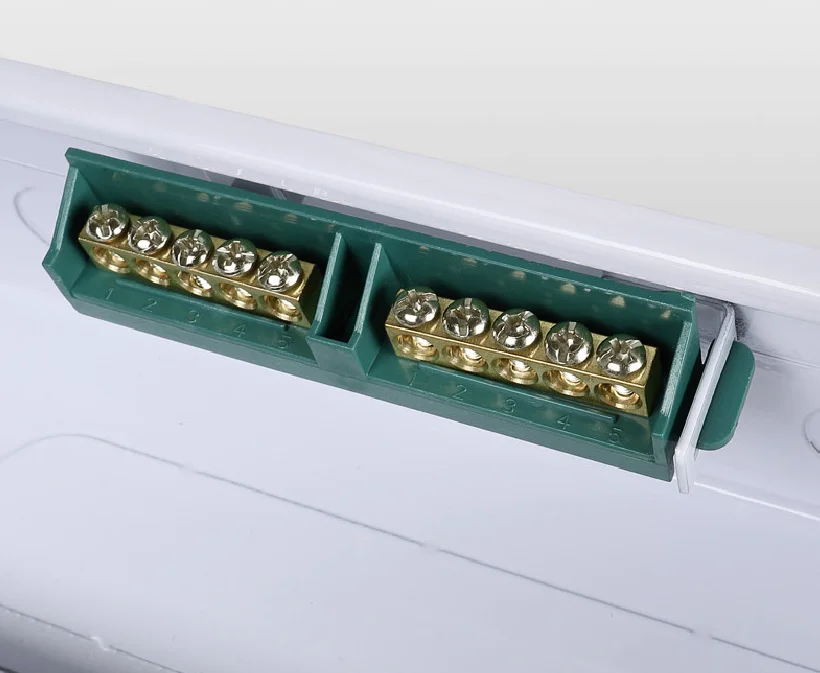 BAILI Q3  32way economical model Metal MCB Enclosure flush mounting  or surface mounting Panel Distribution Box