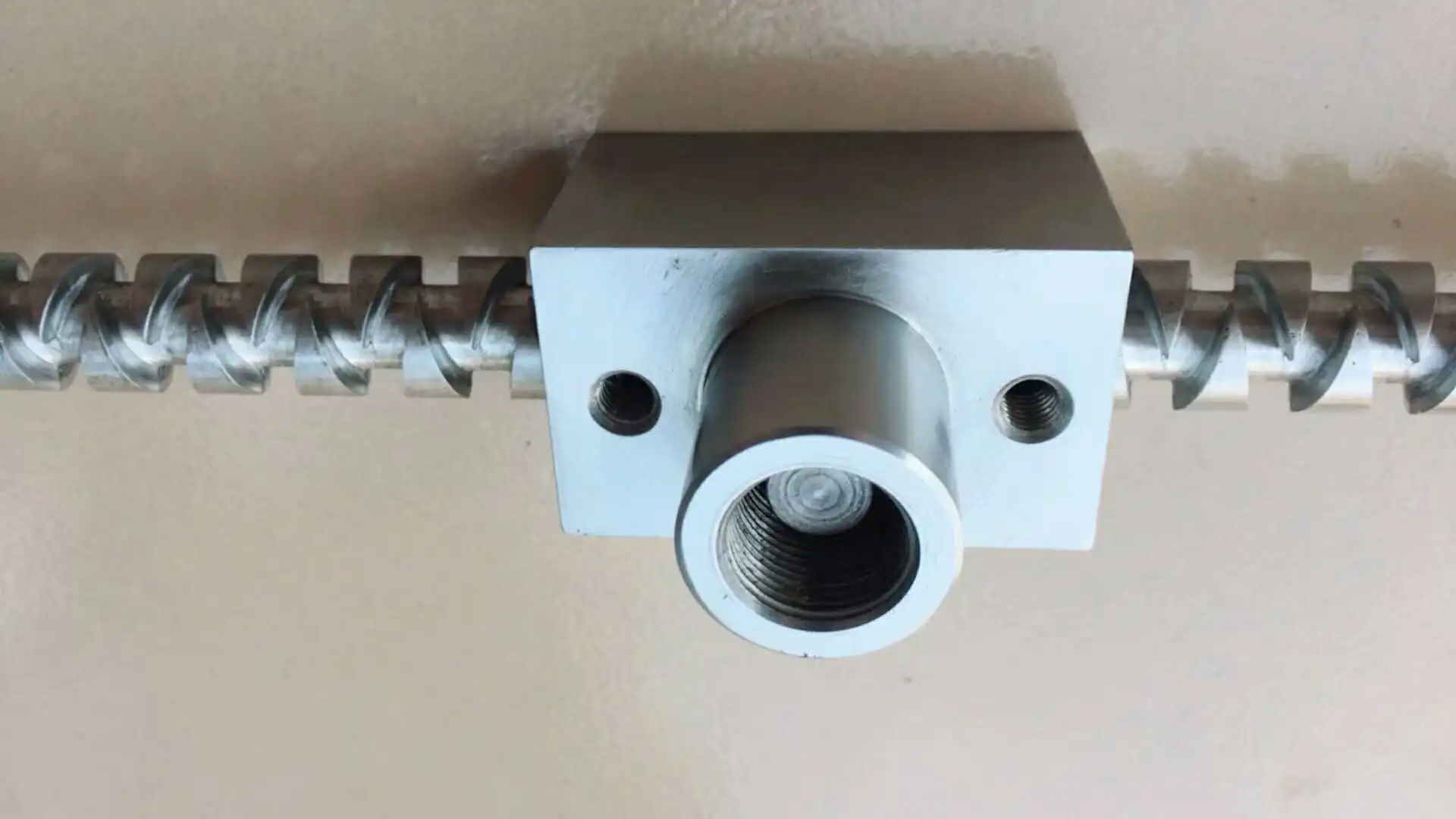 MMS customized non-standard high precision reciprocating screw with fast speed