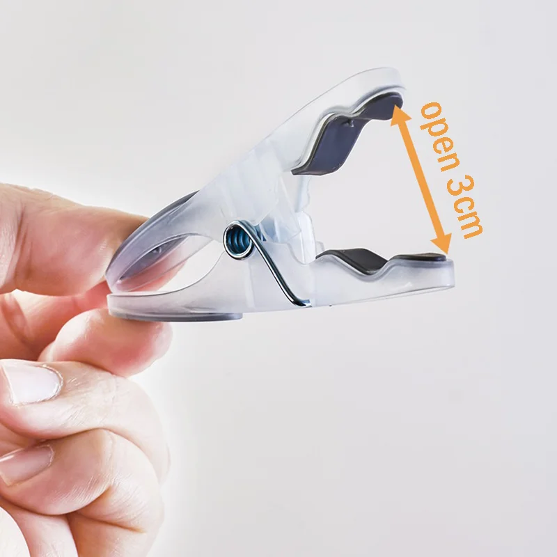 Hot Sale TPR Clothes Pegs Anti slip  Laundry Pins Colorful Clips for hanger Plastic handle with dots