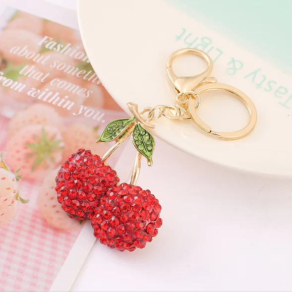 2023 new fashion Alloy cherry keychain 3D 3D rhinestone fruit keychain travel souvenir company gift  Crystal key ring