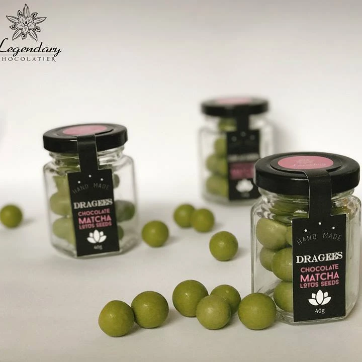 Healthy delicious hot Sale Box Packaging Gift Matcha Chocolate mika covered Almonds for exporting with low MOQ and free samples