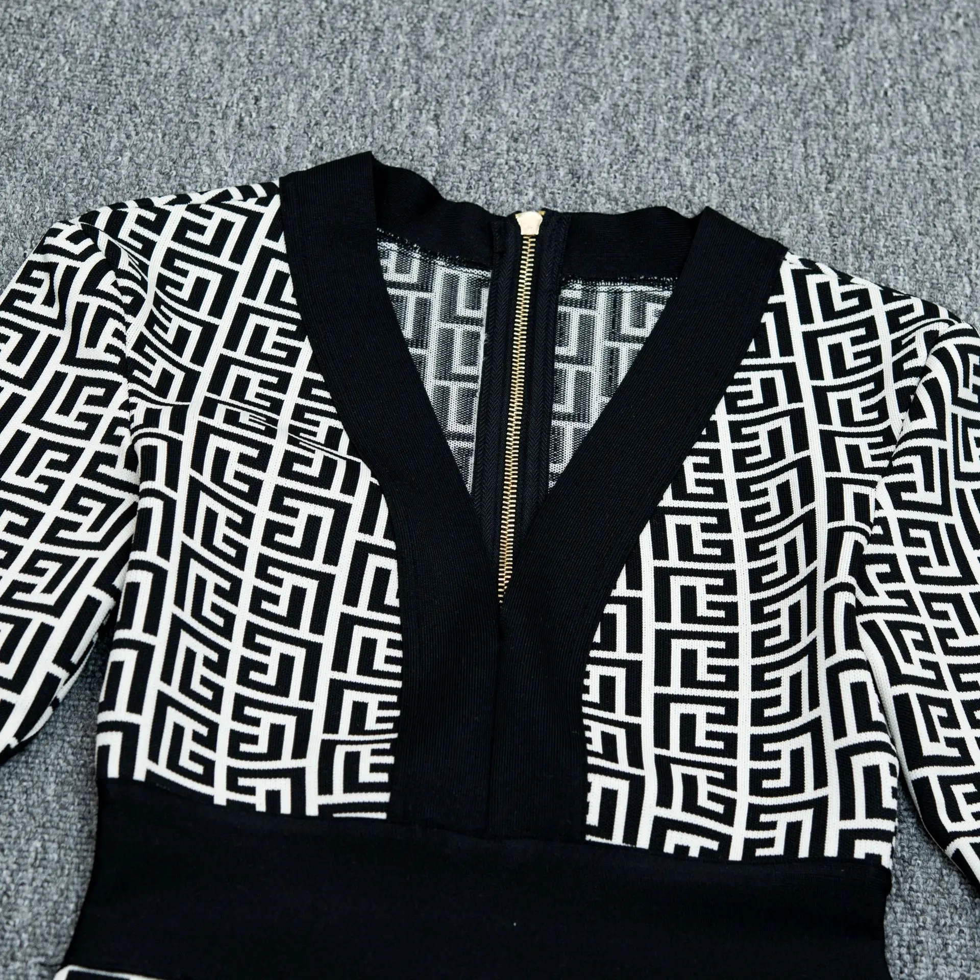 Women Champagne Jacquard Fabric Sexy Deep V Neck Buttons Mini Office Long Sleeve Bodycon Party Bandage Dress