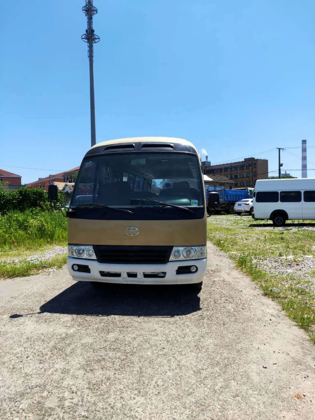 Used superior coach bus second hand petrol diesel toyotai coaster car accept customization 30 seaters used car