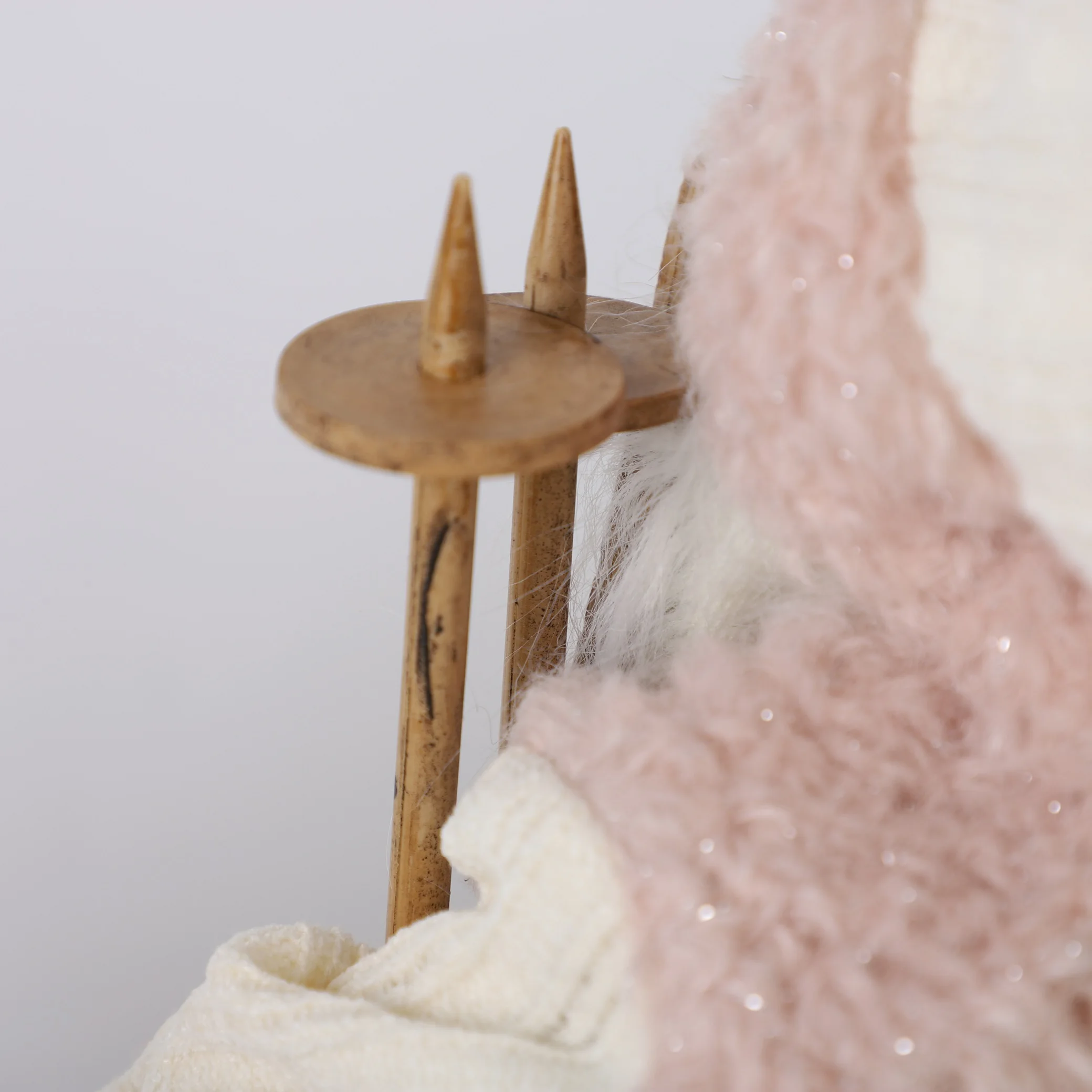 High Quality Best Selling Custom Cheap Factory Price Pink Christmas Santa Claus For Decoration