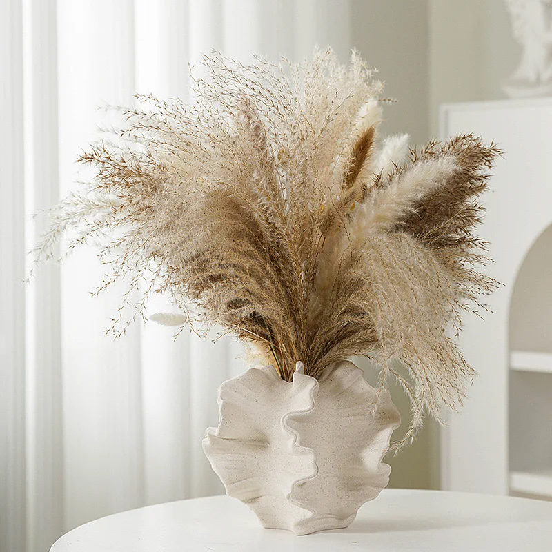 Irregular Decoration White Shell Shape Matte Clay Ceramic Flower Vase For Home Hotel Tabletop Decoration