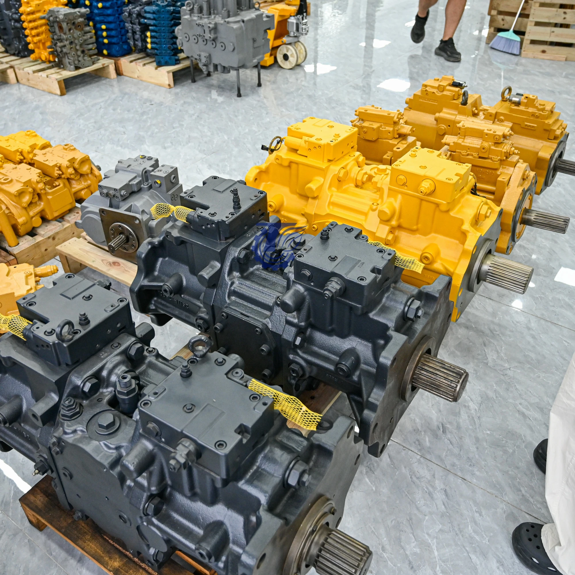 Hydraulic Pump Assembly 708-1G-00041 708-1G-01041 For WD600-6 Wheel Loader Hydraulic Steering Pump