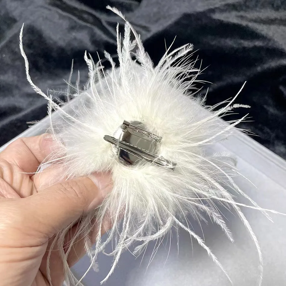 Women Luxury Fashion Jewelry Pins Retro Natural Ostrich Feather Brooch For Evening Dress