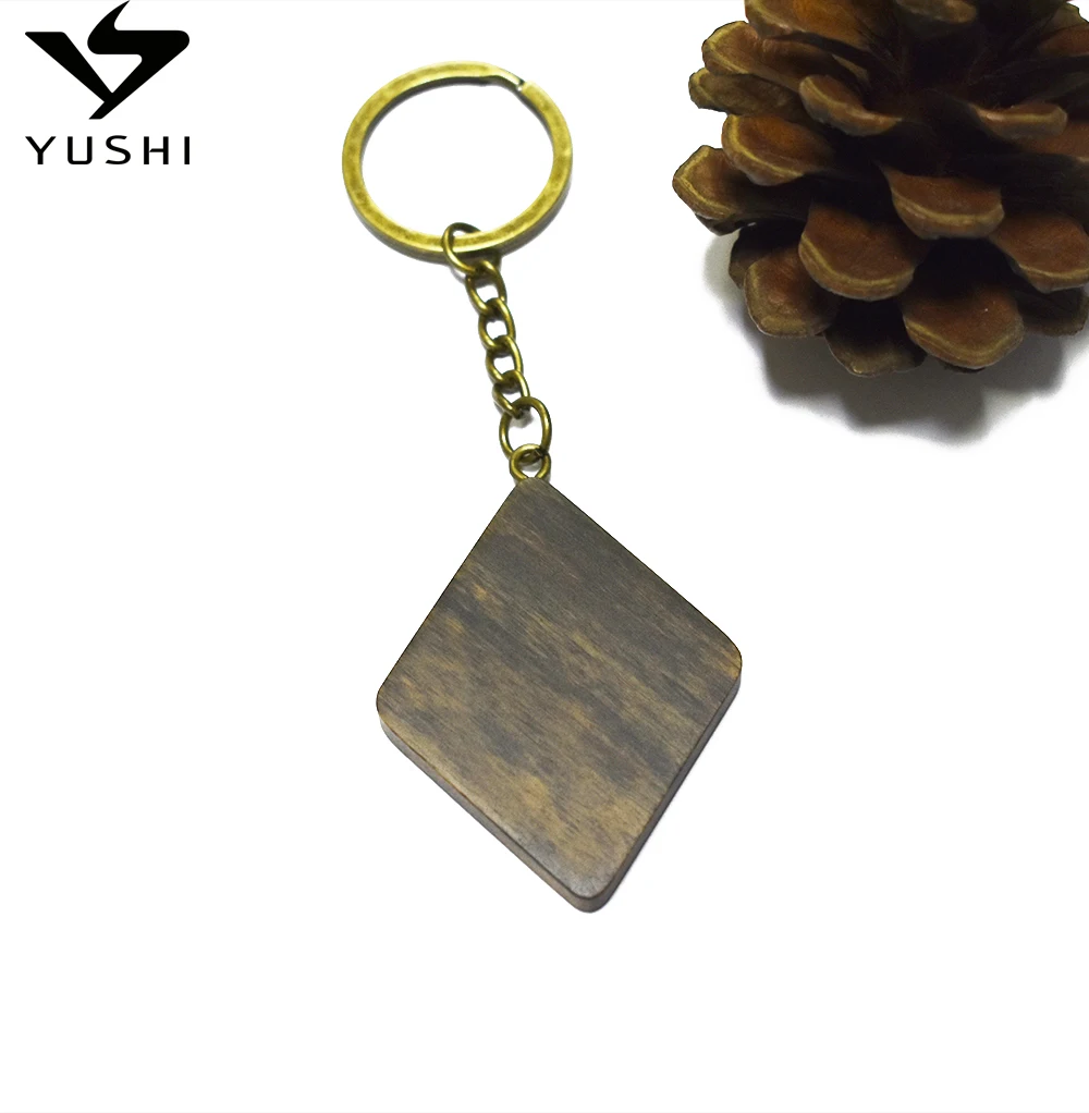 2025 High Quality Walnut Blank Key Ring Keychain Wood Customized Laser Engrave Logo Wood Keyholder