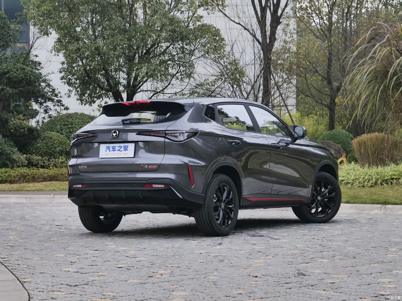 2024 китайский бренд Changan бензиновый автомобиль второго поколения X5 PLUS 1 5 t Dct Тип удовольствия компактный внедорожник новый Plus
