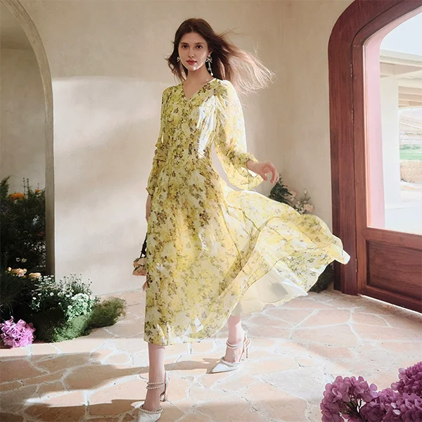 Little French first love is gentle wind yellow chiffon floral V-neck long-sleeved dress long skirt female autumn