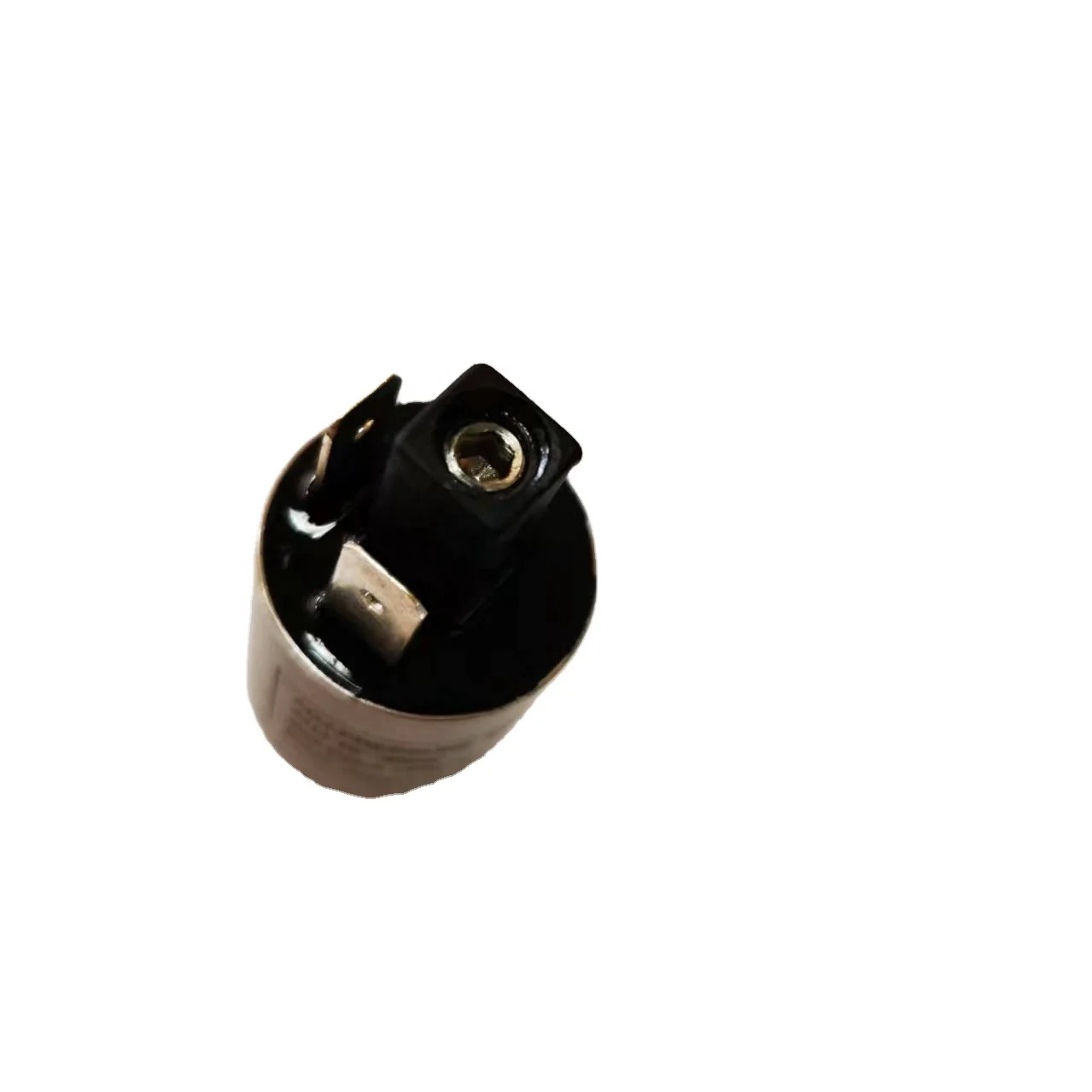 Adjustable pressure switch with plug or lead wire