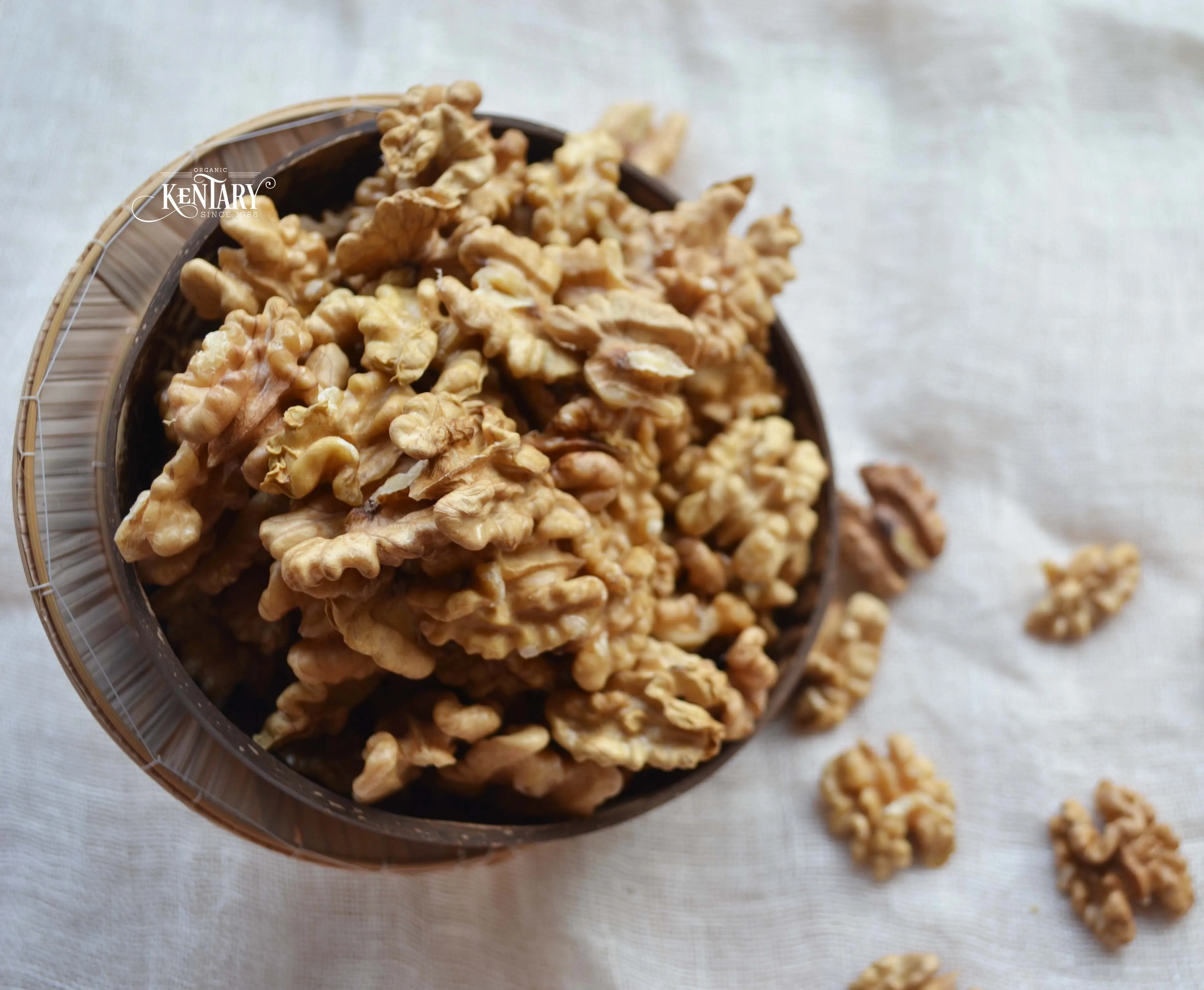 Walnut Kernel Max Bag  Bulk Style Healthy Snack Best Price for Picnic Free Spamle Low MOQ Non GMO All Natural