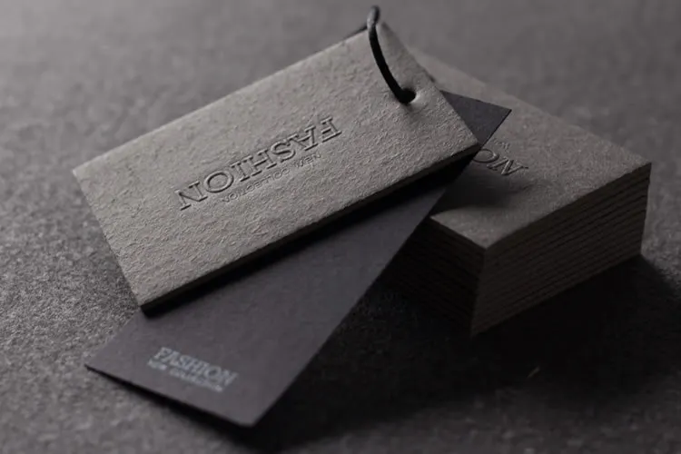 High Quality Custom Black Embossed UV Hang Tags for Clothing