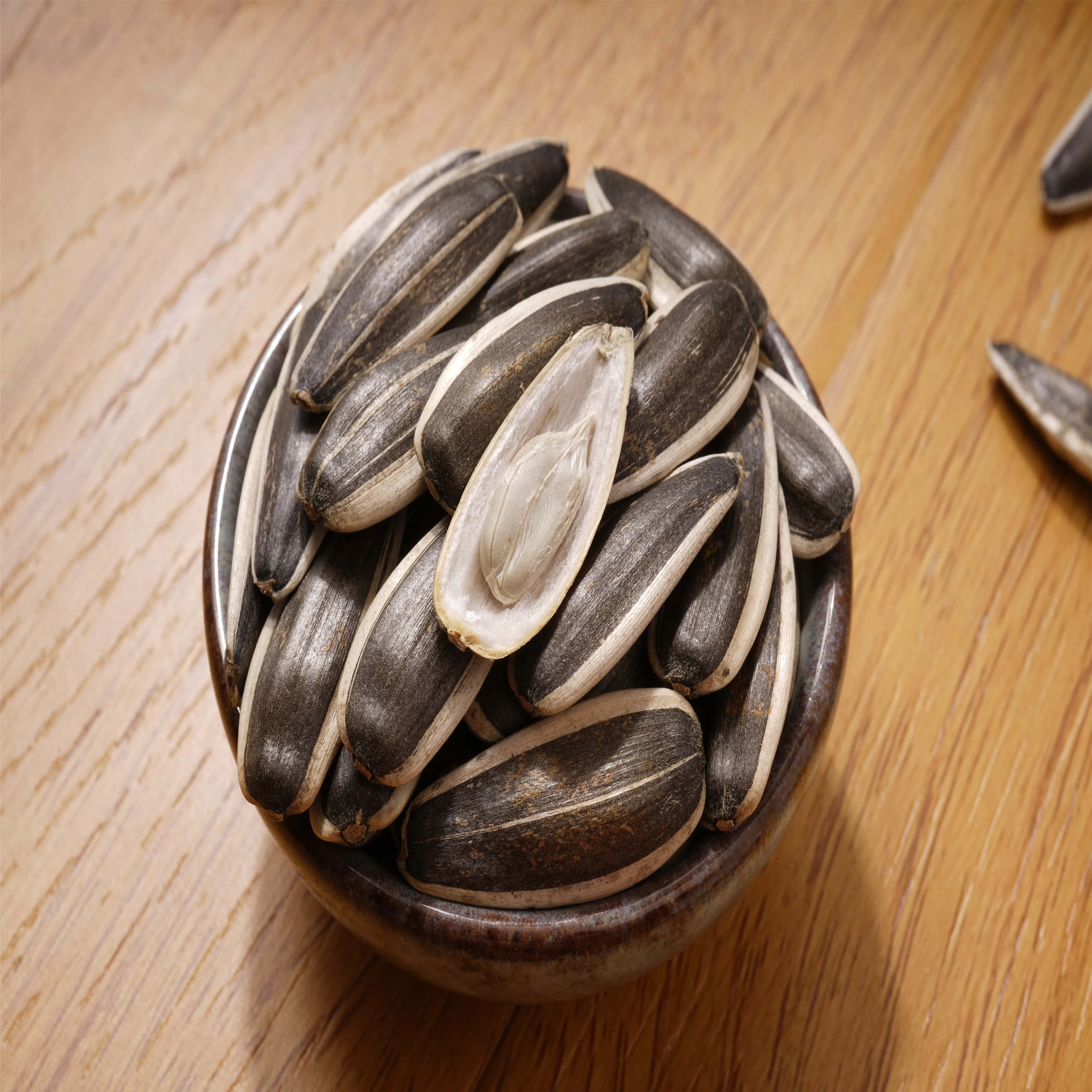 Chinese flavor 99% high accuracy bigs sunflower seeds bulk