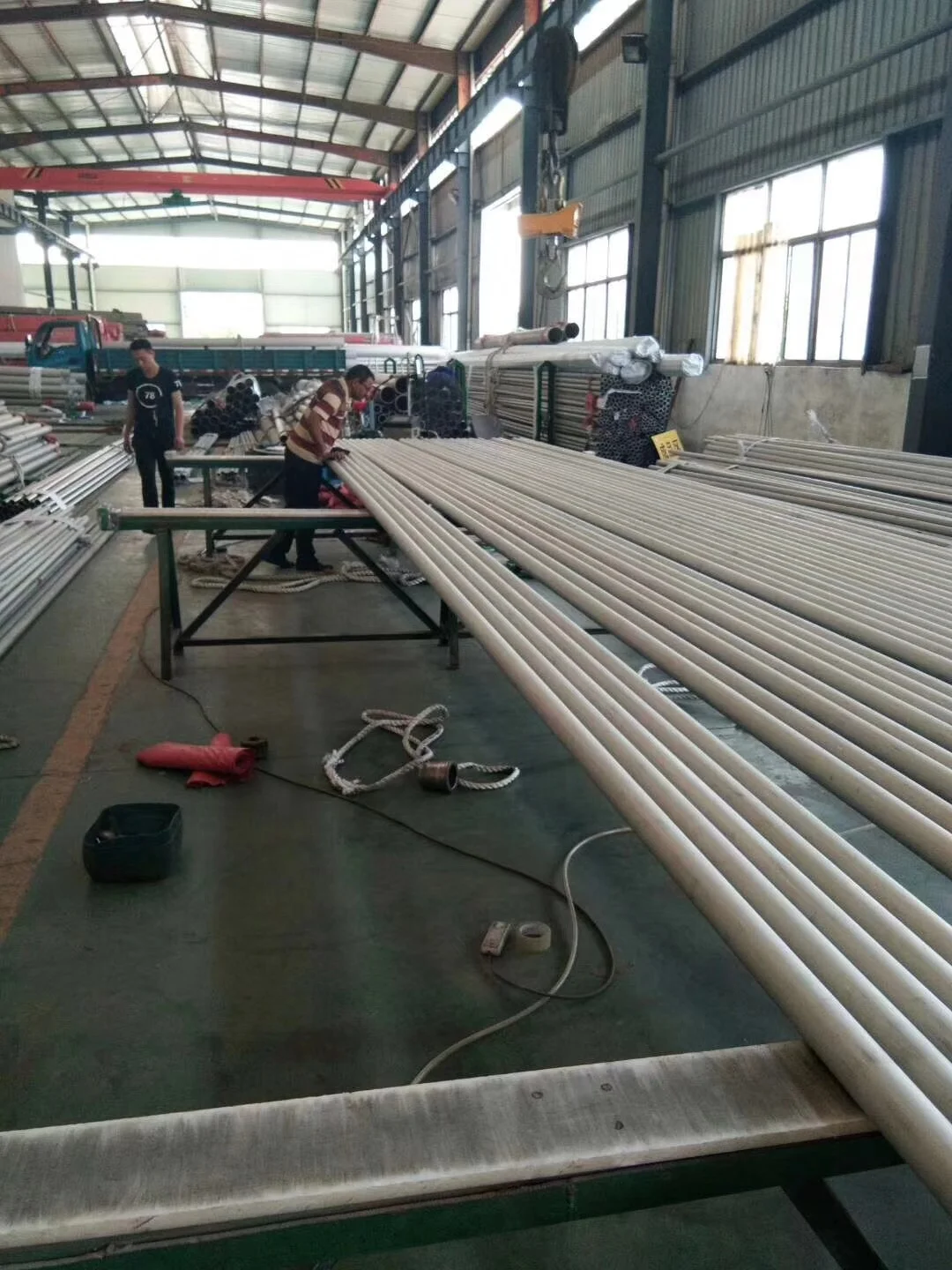 ASTM AISI 304 201 201 316 310 309 stainless steel pipe price Stainless Steel pipe 304