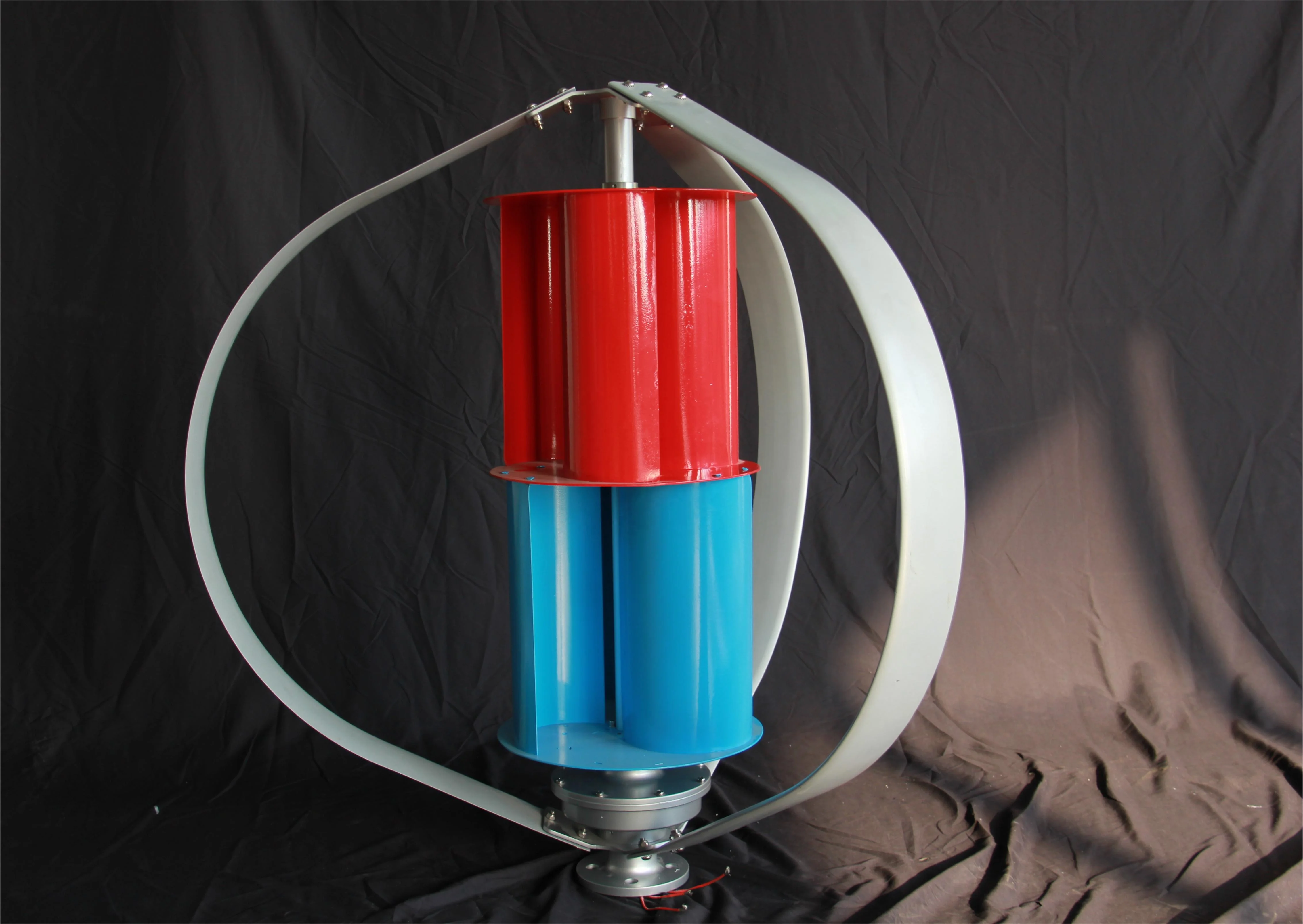 CE ISO High Performance Fan 5000W Wind Energy Turbine  Made Of Low-noise Aluminum Alloy Material