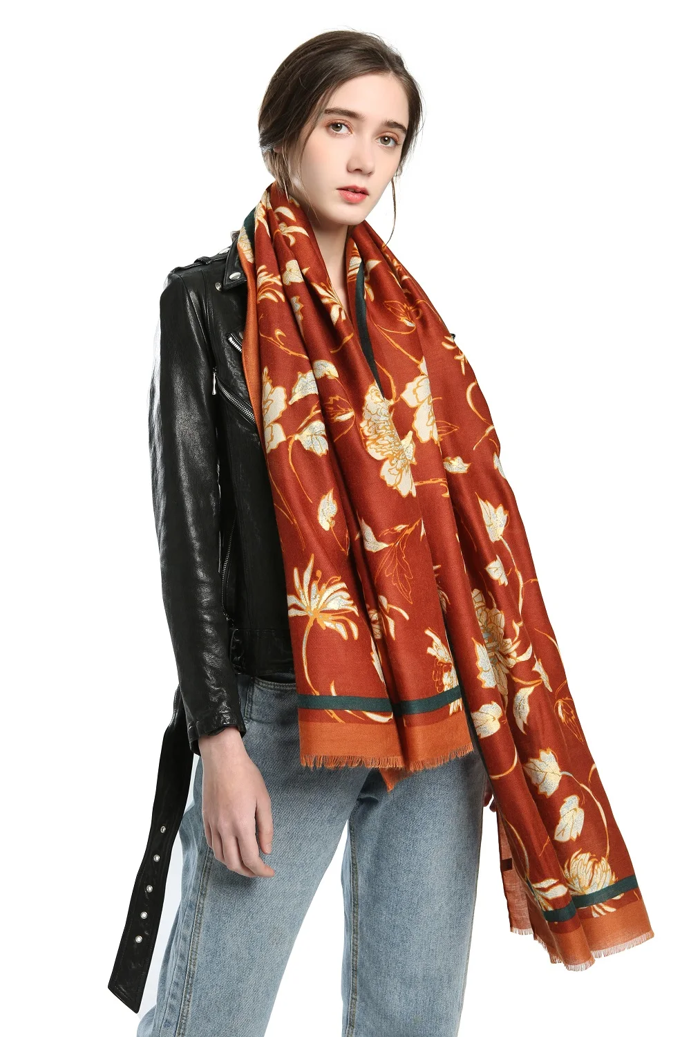 Custom Brand Design Printing Famous Brand Scarf 2021 New Trending polyester Scarf