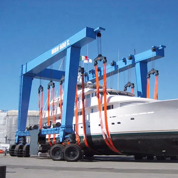 Mobile boat hoist 200 ton marine boat yacht travel lift crane for sale
