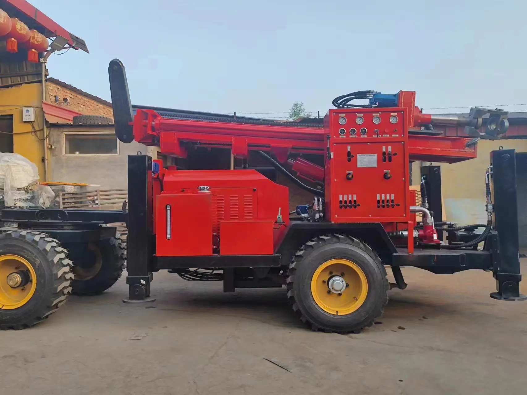 200m Factory Customized Small Easy to Operate Trailer Type water wells drilling machine mine drilling rig 65kw