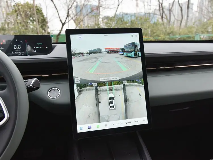 Changan Yida 2023 new gas car in stock 1.5T GDI DCT Flagship model Sedan Automobile changan yida cheap gasoline car