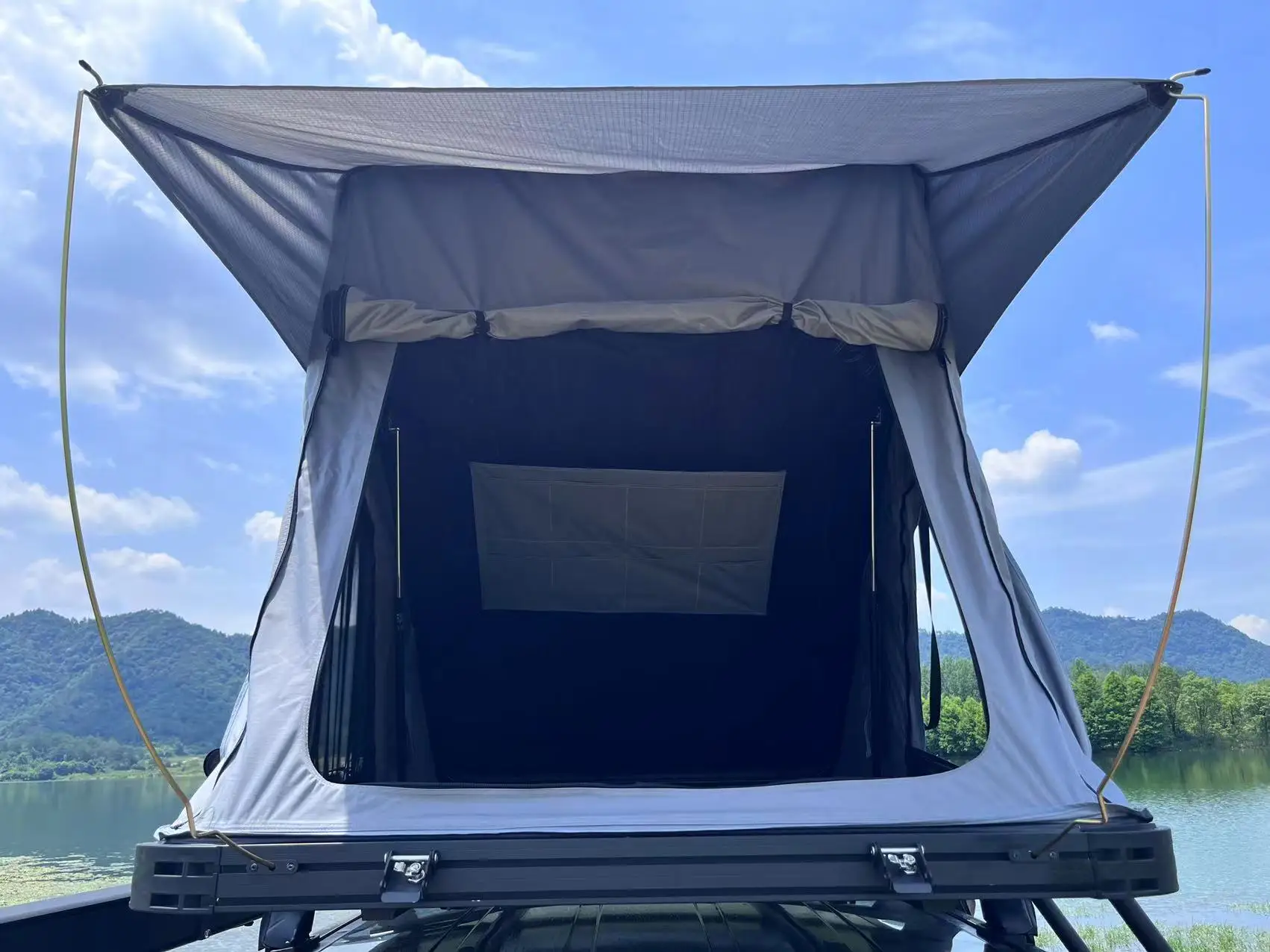 One Stop Service 2-3 Person  tent car camping Hard aluminum tent for family camping