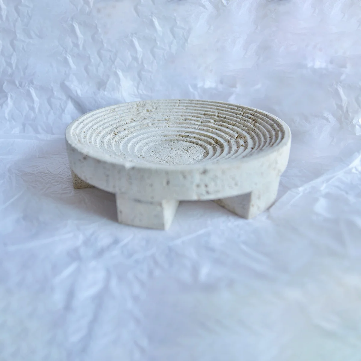 Trending home hotel decor Wholesale Luxury Beige Book ends Customize Decoration Small Plate Travertine Home Decor Tray