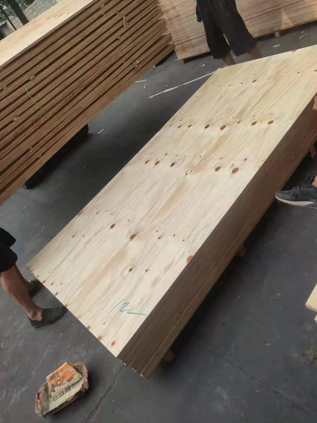 cheap plywood/Bintangor packing plywood