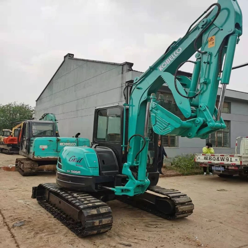 Mechanical control mini used excavators for sale in dubai small KOBELCO micro crawler digger excavator