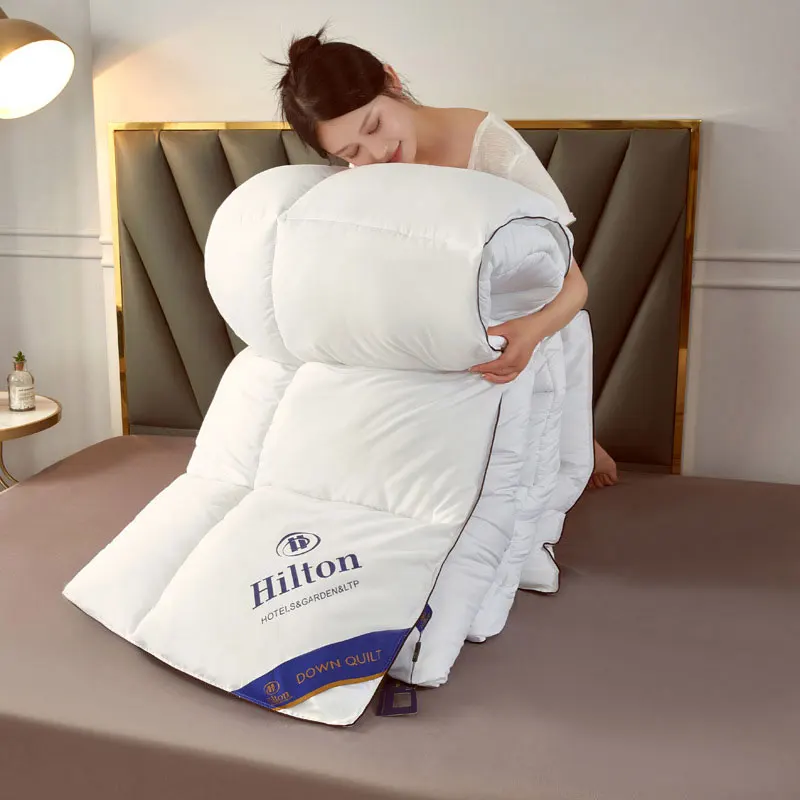 Hotel hilton white custom logo comforter soft king size bed quilt comforter for sleeping