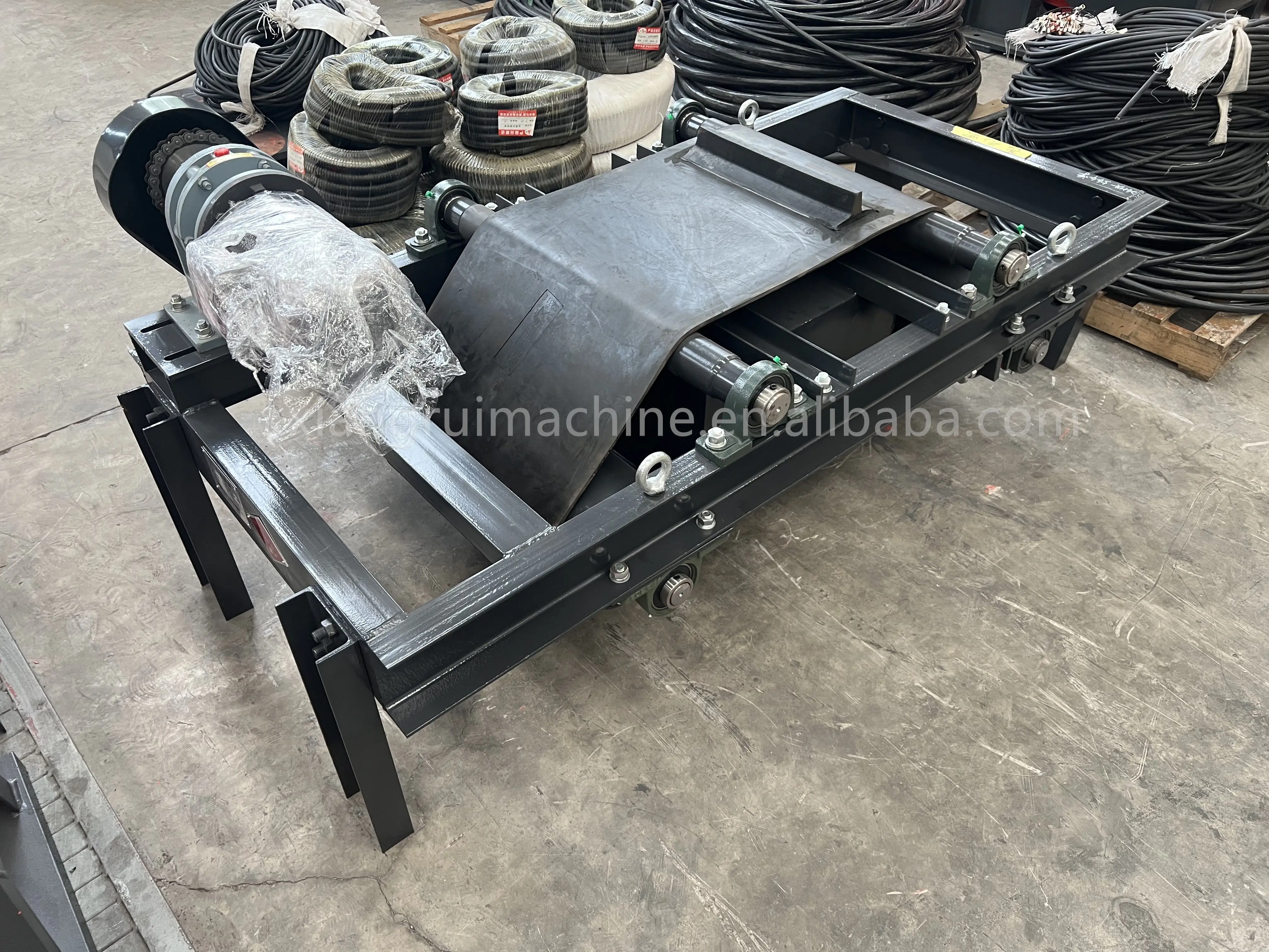 Automatic suspended iron separator, permanent magnet separator, 12000 Gaussian magnetic separator