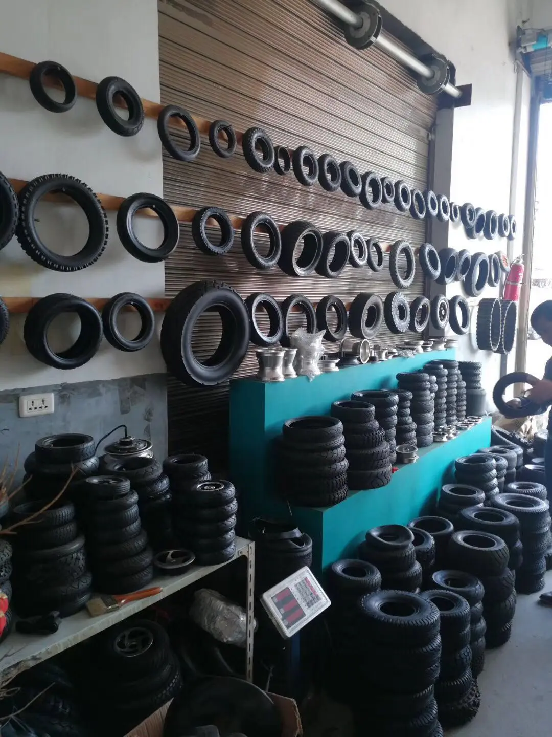 wholesale spare parts and accessories bicycle tire rubber tube stroller use red color 14 10x3 inch scooter tire