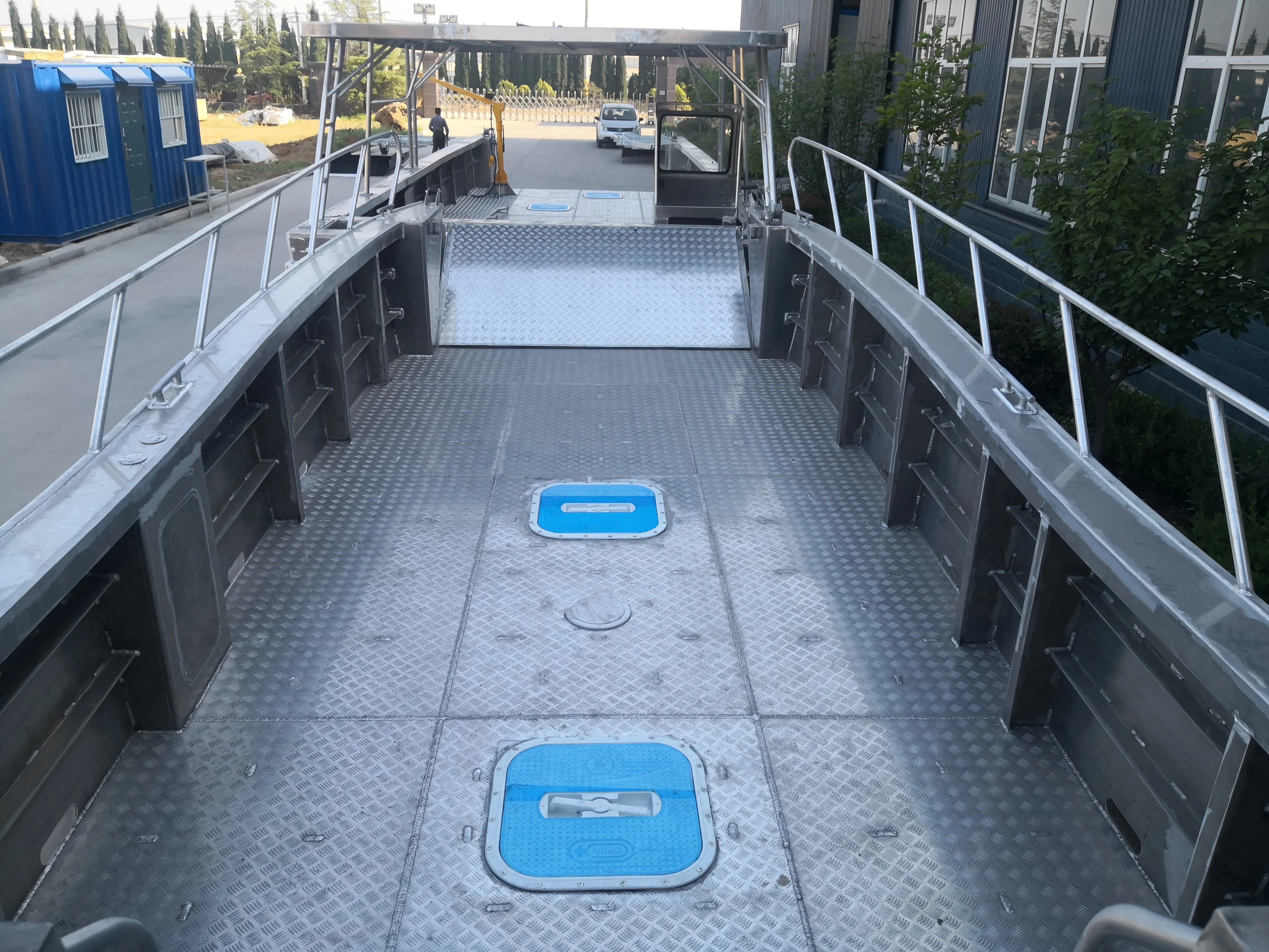 2023 New High Quality 21ft Aluminum Yacht  Motor Landing Craft Boat